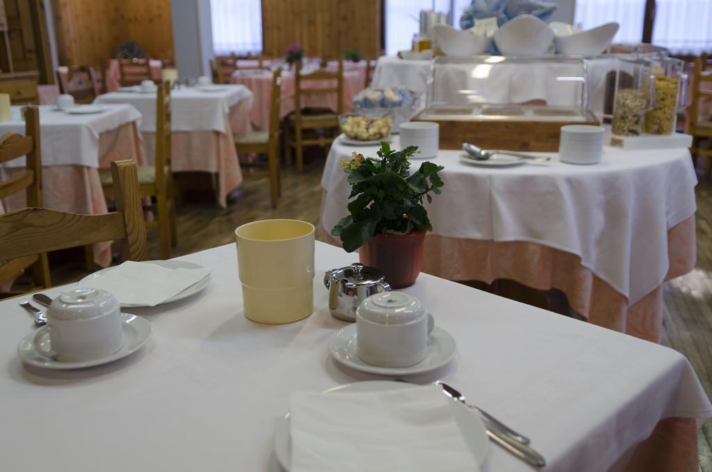 Hotel Valdotain 빌레누베 외부 사진