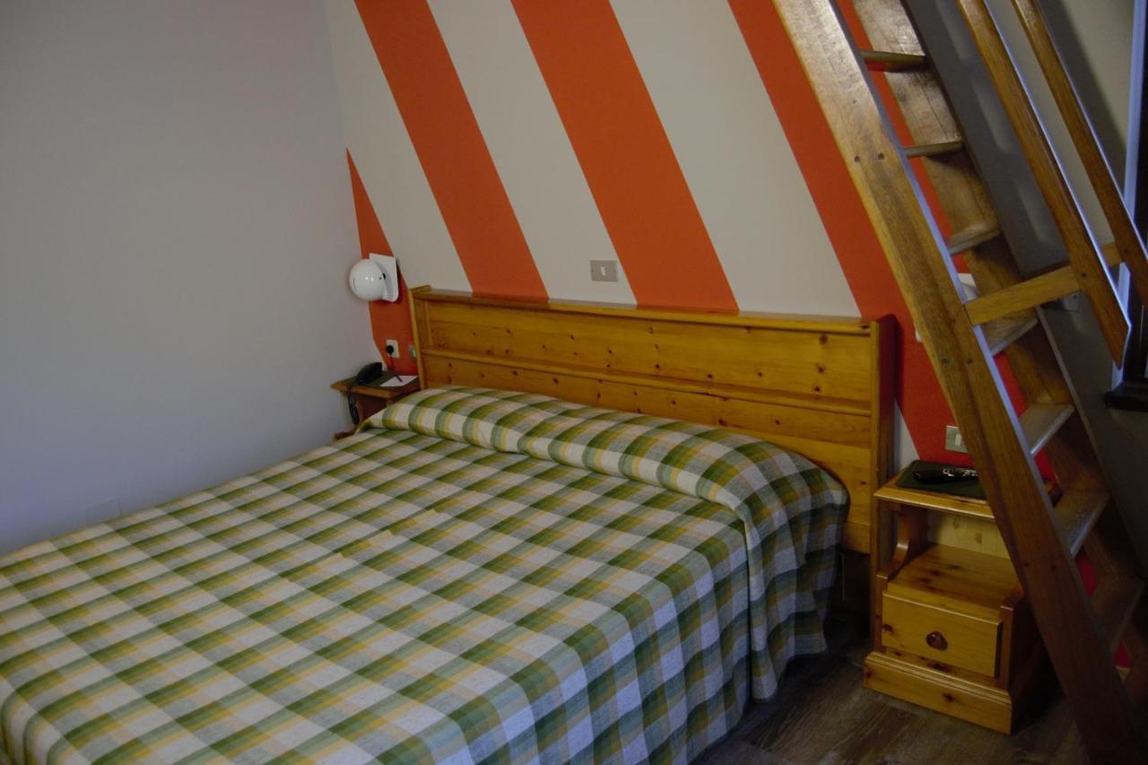 Hotel Valdotain 빌레누베 외부 사진