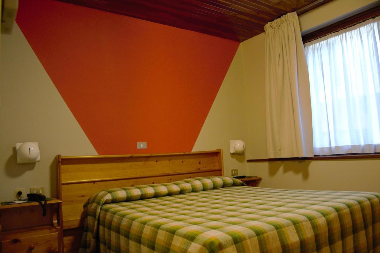 Hotel Valdotain 빌레누베 외부 사진